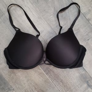 VS bombshell pushup